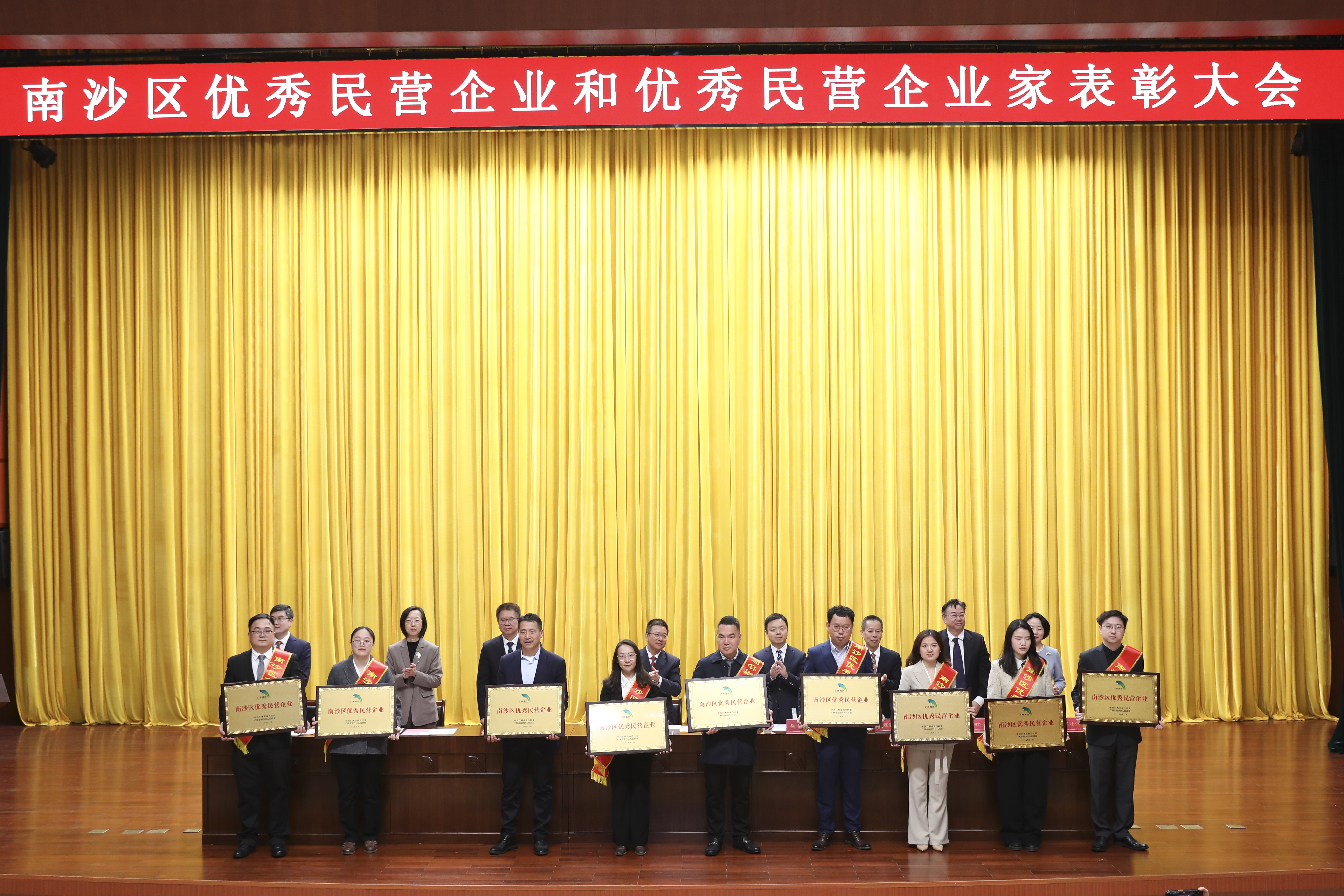 精品乱码一区二区三四区视频